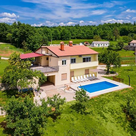 Holiday Home Larisa - Ipc141 By Interhome Pićan Extérieur photo
