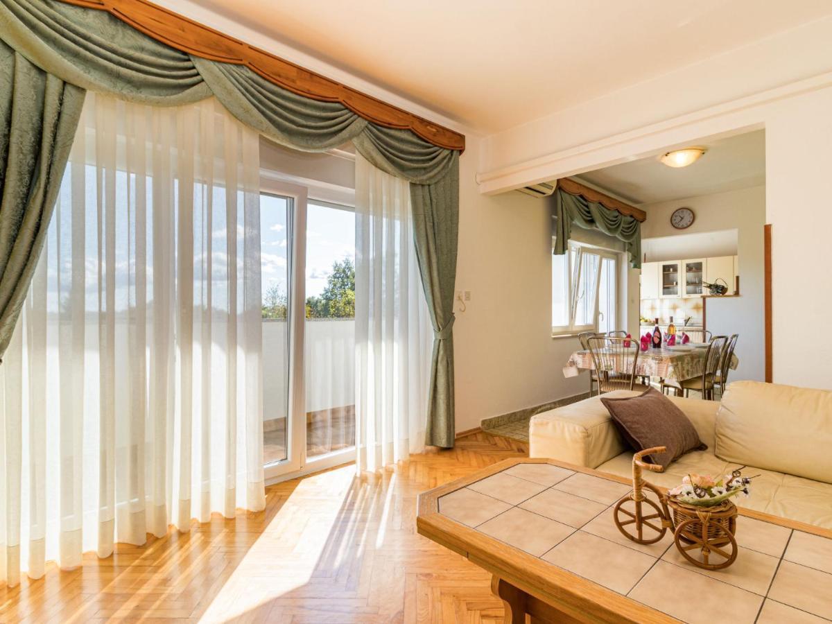 Holiday Home Larisa - Ipc141 By Interhome Pićan Extérieur photo