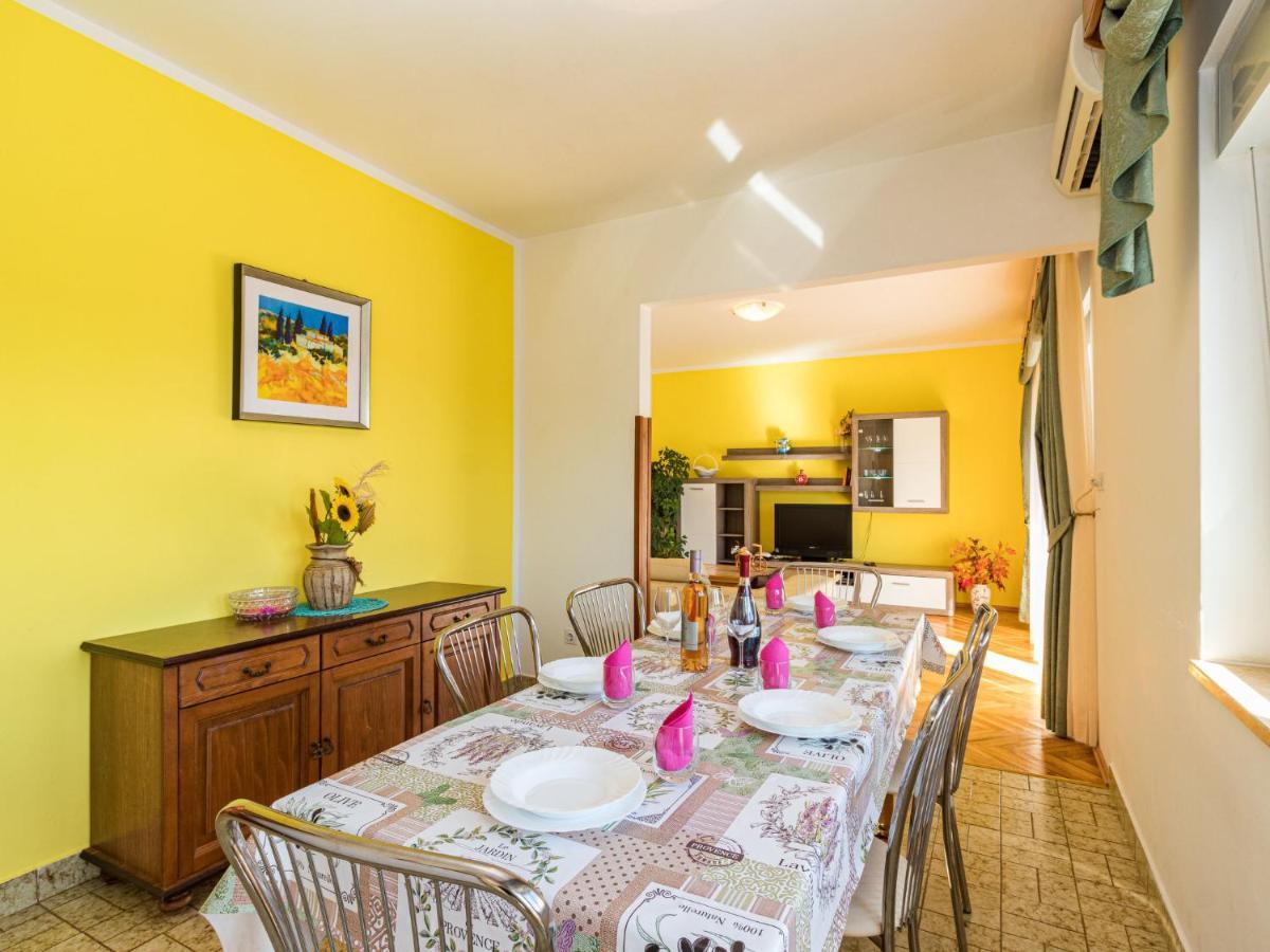 Holiday Home Larisa - Ipc141 By Interhome Pićan Extérieur photo